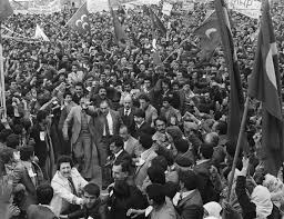 Mhp genel başkanı merhum alparslan türkeş resmî facebook sayfasıdır. Alparslan Turkes 101 Yasinda Foto Galerisi