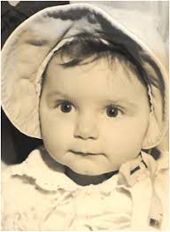 Freda Heller's Instagram, Twitter & Facebook