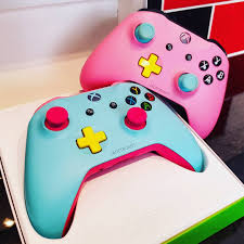 The place to explore xbox one controller designs made through xbox design lab, and share your own designs too! I Love Xbox Design Lab Controllers My New One Turned Up Today Already Want To Make Another One Custom Xbox One Controller Custom Xbox Xbox One Controller