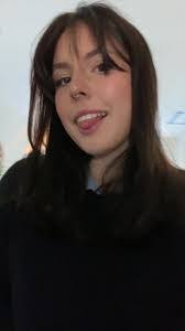 Evelyn Costello's Instagram, Twitter & Facebook