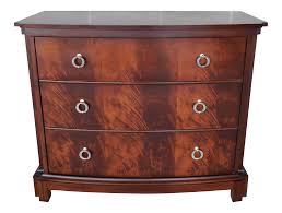 Stanley Furniture Co Bow Front Chippendale Style Figured Mahogany Chest 42 W On Chairish Com Stanley Furniture Furniture Antique Dresser