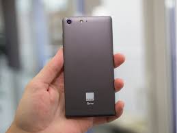 Orange Gova, un smartphone 4G LTE de 4 ...