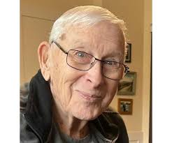 Daniel Center Obituary (2024)