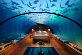 Conrad Maldives Rangali Island Maldives Cet Hotel Incroyable Offre La Premiere Chambre Sous Marine Com Hotel Sous Marin Chambre Amusante Hebergement Insolite