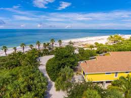 Remember to always book direct for the best price guaranteed. 25 Best Beach House Rentals In The Us Best Airbnb Beach Houses