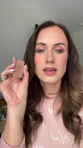 Air Bubbles Out of Seint Makeup