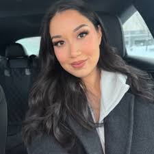 Tricia Freeman (@freetricia)