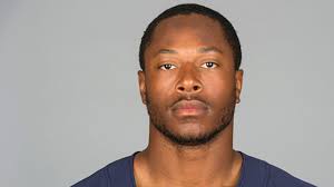 Raiders verpflichten LB Nick Roach