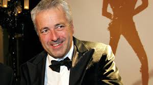 KNVB zoekt directeur buiten de deur