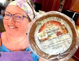 𝐒ã𝐨 𝐉𝐨𝐫𝐠𝐞 𝐂𝐡𝐞𝐞𝐬𝐞: 𝐓𝐡𝐞 𝐀𝐮𝐭𝐡𝐞𝐧𝐭𝐢𝐜 𝐅𝐥𝐚𝐯𝐨𝐫 𝐨𝐟  𝐭𝐡𝐞 𝐀𝐳𝐨𝐫𝐞𝐬 🧀✨ Straight from São Jorge Island, this iconic cheese  is famous for its intense aroma, bold flavor, and creamy yet firm texture.  Crafted