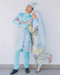 Khairul anuar anuar is a member of vimeo, the home for high quality videos and the people who love them. Elfira Loy Sudah Hamil