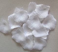 We handpick each flower bouquet and source only the highest quality silk flowers so you can stress less. White Rose Petals Bulk Silk Flower Petals For Wedding Confetti Vanrina