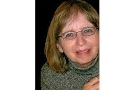 Debbie Taber's Instagram, Twitter & Facebook