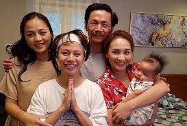 Ai đến với cuộc thi. Ngoáº¡i Truyá»‡n Vá» Nha Ä'i Con Khong Phat Song Tren Truyá»n Hinh Khan Giáº£ Bá»©c Xuc