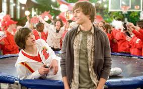 Ator de High School Musical 3 é preso nos EUA por posse de pornografia infantil