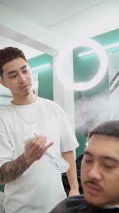 Behind the chair: @joecerv , Come in and let Joe handle the rest 💪🏽, 🎥:  @_marq.c