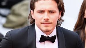 Brooklyn beckham's ex chloë grace moretz trolled after engagement announcement norfolk, virginia police officer william kelly fired after reports of donation to kyle rittenhouse hopes rise for a. Insider Verrat Brooklyn Beckham Knutscht Wieder Mit Ex Lexy Promiflash De