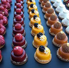 Pin Auf Petits Fours