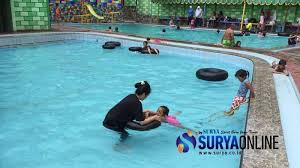 Ada pemandian dan kolam renang, taman bermain, aneka satwa. Tiket Murah Meriah Rp 5 000 Kolam Renang Sumber Dadapan Jadi Jujugan Wisata Baru Di Kota Batu Surya
