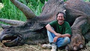I had a dream last night where aliens were attacking people in the same way dinosaurs attack people in the dinosaur dreams. People Think Steven Spielberg Killed A Triceratops