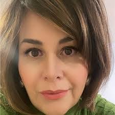 Sandra Burchard's Instagram, Twitter & Facebook