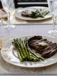 how to plan a romantic date night at