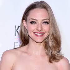 Born december 3, 1985) is an american actress and singer. Amanda Seyfried Opens Up About Her Debilitating Panic Attacks