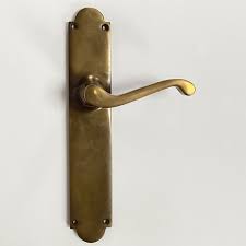 Lavish beauty on your doors with our premium quality grande victorian door set. Aston Victorian Door Handles Long Plate Antique Brass Unlacquered Broughtons Lighting Ironmongery