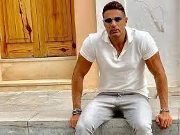 محمد نور ينشر صورة لزوجته وأولاده عائلتي كل شيء لي مصراوى