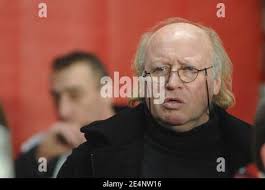Lens' technical dirctor Daniel Leclerc attends the French Premier League  soccer match Paris Saint-Germain vs RC Lens, at the Parc des Princes  stadium in Paris, France
