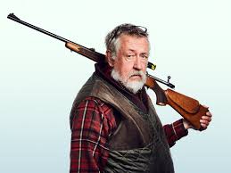 A young man falls to his death from a window in a student dorm in stockholm, his loose shoe striking and killing the little dog being taken for his evening walk by an old man. Leif Gw Persson Jag Kan Do Nar Som Helst Svd Perfect Guide