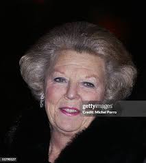 473 Mabel Young Stock Photos, High-Res Pictures, and Images