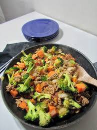 Easy Ground Turkey Skillet Dinner With Veggies And Rice Recipe Skillet Dinners Ground Turkey Meal Prep Ground Turkey Recipes Healthy