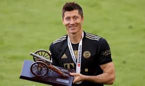 Robert lewandowski ist bei den bayern als rekordtorjäger auf dem zenit. Lewandowski Offen Fur Neues Abenteuer Zeitpunkt Unklar