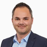 Robert Kemmerling's Instagram, Twitter & Facebook