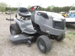 This mower runs great and starts instantly. Albrecht Auctions Craftsman Lt2000 Lawn Mower With 42 Deck