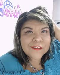 𝐀𝐥𝐥á 𝐯𝐨𝐲 𝐝𝐞 𝐧𝐮𝐞𝐯𝐨, 𝐞𝐧𝐭𝐞𝐫𝐚 𝐨 𝐚 𝐩𝐞𝐝𝐚𝐳𝐨𝐬 𝐩𝐞𝐫𝐨  𝐚𝐥𝐥á 𝐯𝐨𝐲. 💜