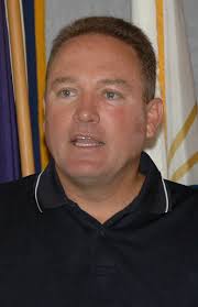 Denham's Whitehead to ref Final Four again