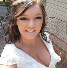 Brooke Yoder's Instagram, Twitter & Facebook