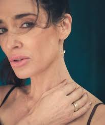 Wide Blair Gray Diamond Band