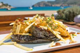 La gastronomía de cataluña forma parte de la dieta mediterránea e incluye una gran variedad de productos del mar, de la montaña y de la huerta. Platos Tipicos De Primavera Restaurant Can Miquel L Escala