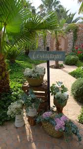 La recepción se realizó en la masía les casotes, propiedad del grupo penyalen, todo un broche de lujo para una boda elegante y divertida. La Masia Les Casotes Decoracion Floral Boda Bodas Decoracion Inspiracion Decoracion Boda Jardin Decoraciones Florales Para Boda Decoracion Iglesia Boda
