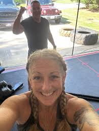 Me at the gym telling the front desk “you too” after they say enjoy your  workout.