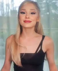 Amber Tellez's Instagram, Twitter & Facebook