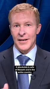 Dennis Stroh's Instagram, Twitter & Facebook