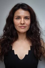 Hi everyone, my name is Billy and I'm a photographer based in North London.  I'm looking to organise some TFP headshot shoots in my studio over the next  couple of weeks. They