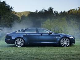 Jaguar Xj Desktop Wallpaper 2013 Jaguar Xj Blue 1024x768 Download Hd Wallpaper Wallpapertip Find the best blue car wallpaper on getwallpapers. jaguar xj desktop wallpaper 2013