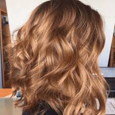 Layered hair with balayage honey blonde highlights. Be Sweet Like Honey With These 50 Honey Brown Hair Ideas Hair Motive Hair Motive