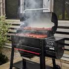 Searwood XL 600 Wood Pellet Grill in Black 1500121 Weber