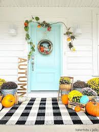 Your home interior decor will not useful at all when you can't decorate your front porch nicely. 65 Fall Porch Decorating Ideas Outdoor Fall Decor